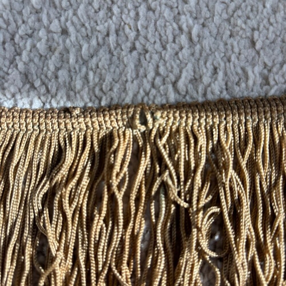 Vintage Chinese gold silk fringe trim, measuring approximately 1.75 yards. - Picture 5 of 6